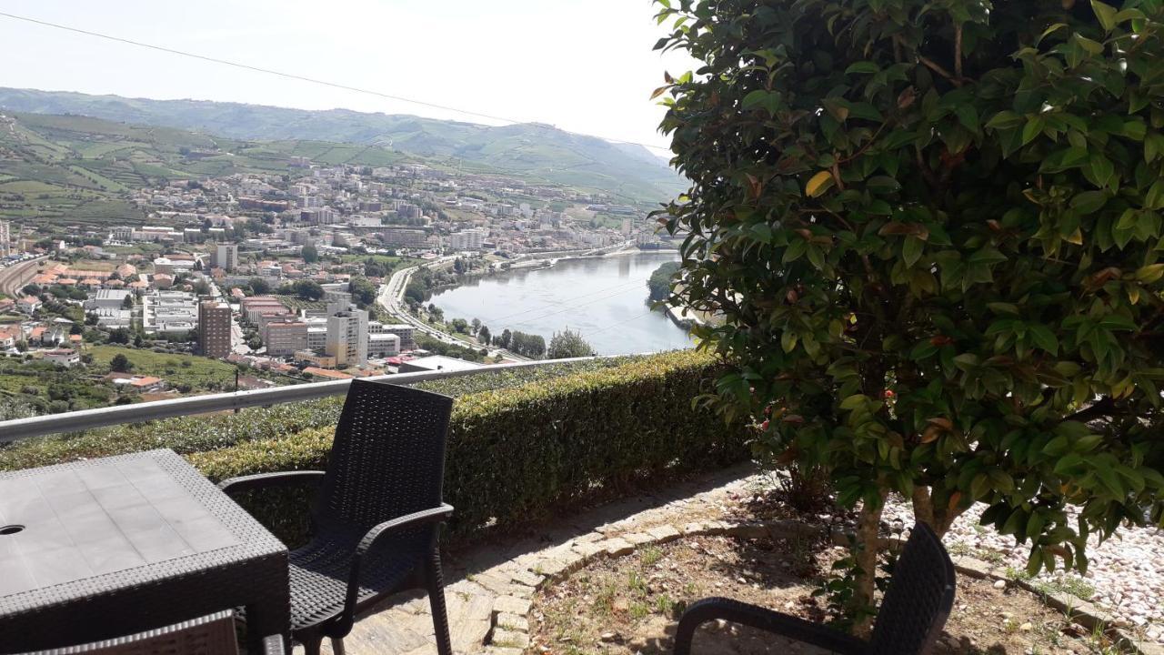 Mito'S House & Douro View Bed & Breakfast Peso da Régua Exterior foto