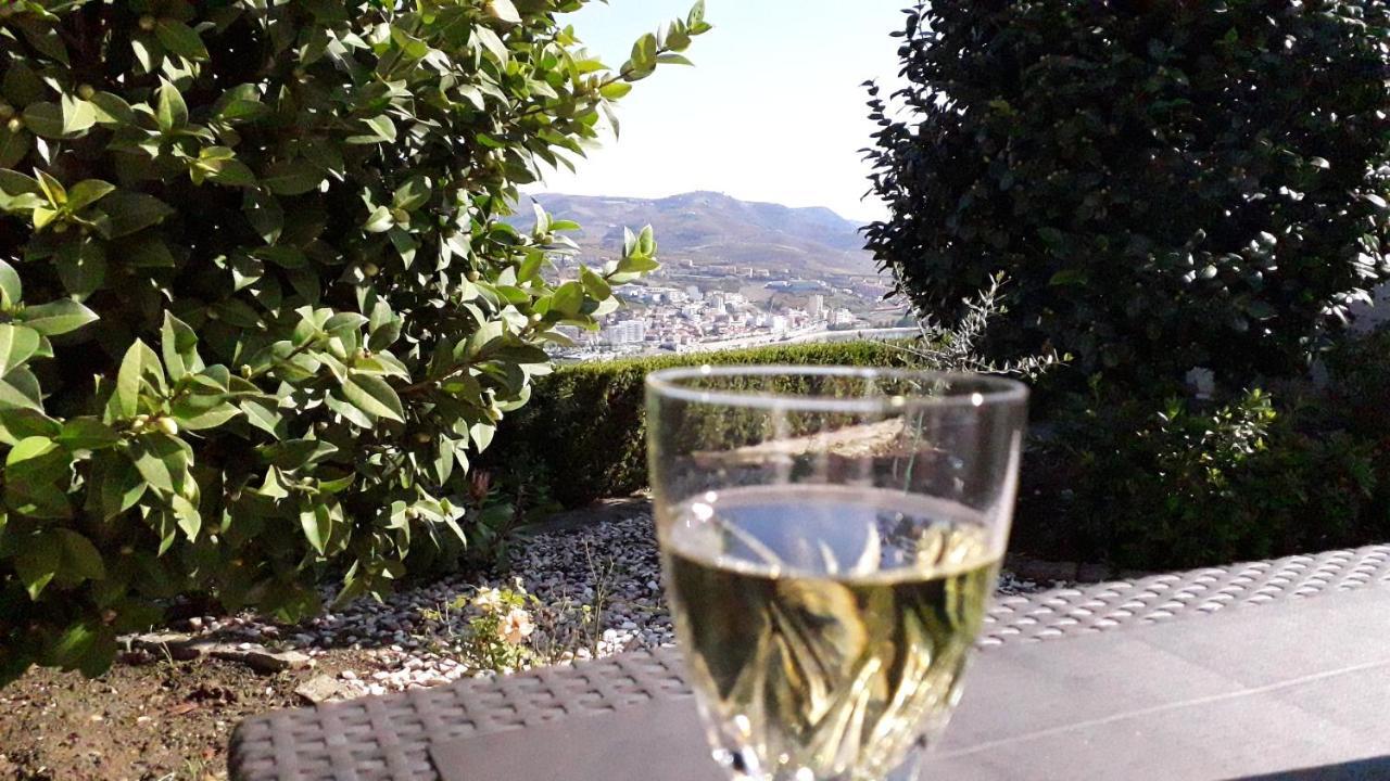 Mito'S House & Douro View Bed & Breakfast Peso da Régua Exterior foto